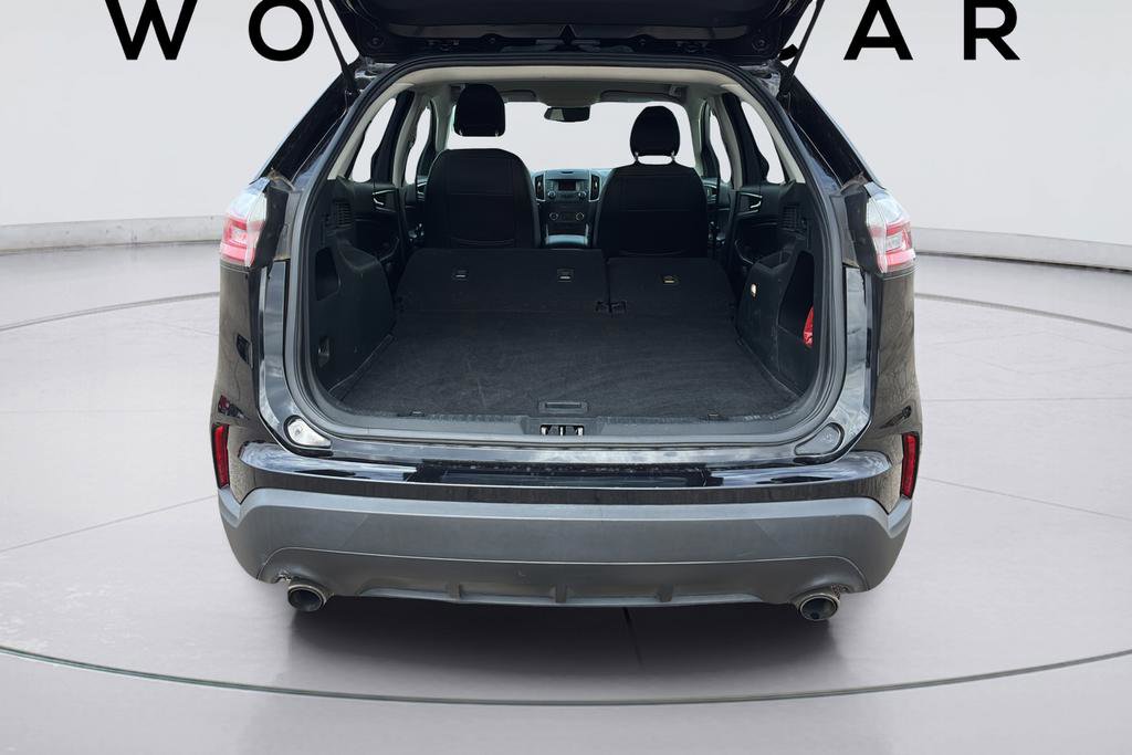 Used 2019 Ford Edge SE image 37