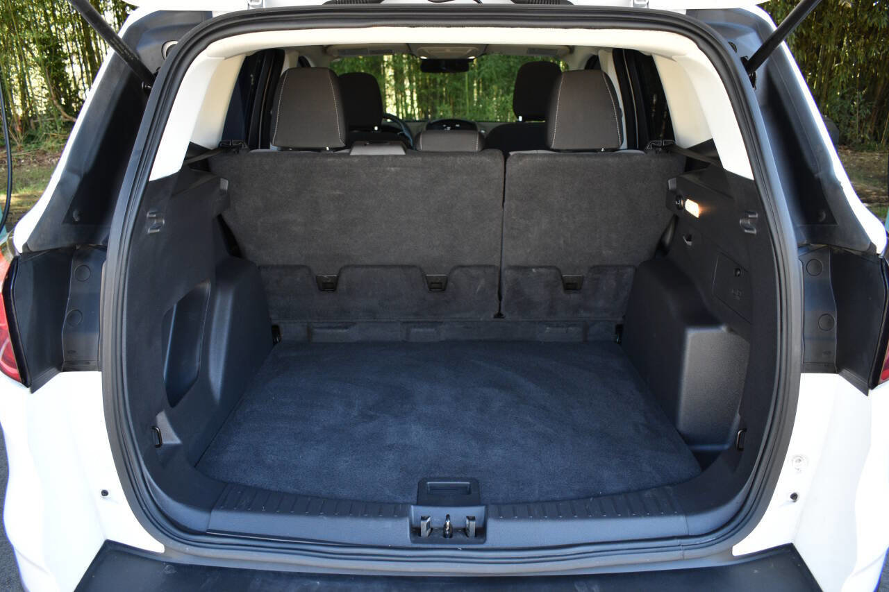 Used 2019 Ford Escape S image 10