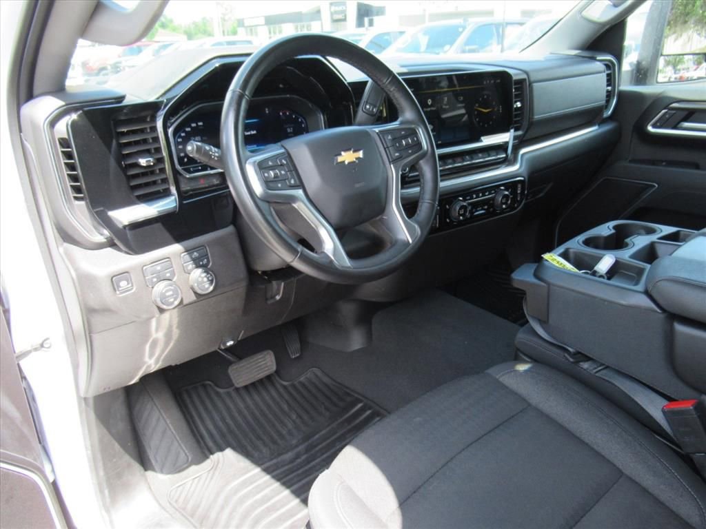 Certified 2025 Chevrolet Silverado 2500 LT w/ Convenience Package AWD/4WD image 15