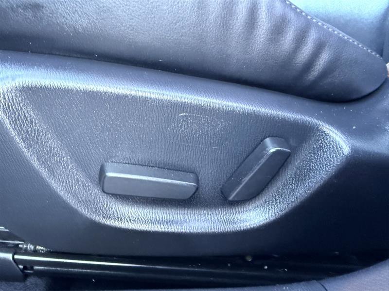 Used 2018 MAZDA MAZDA3 Touring FWD image 24
