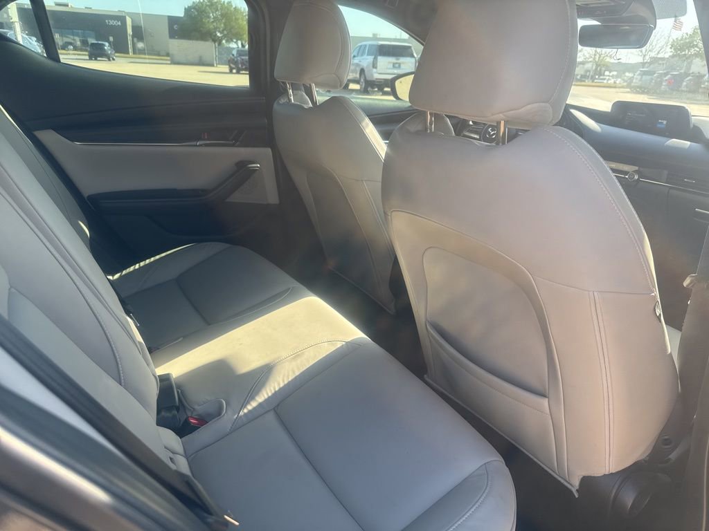 Used 2022 MAZDA MAZDA3 s image 8