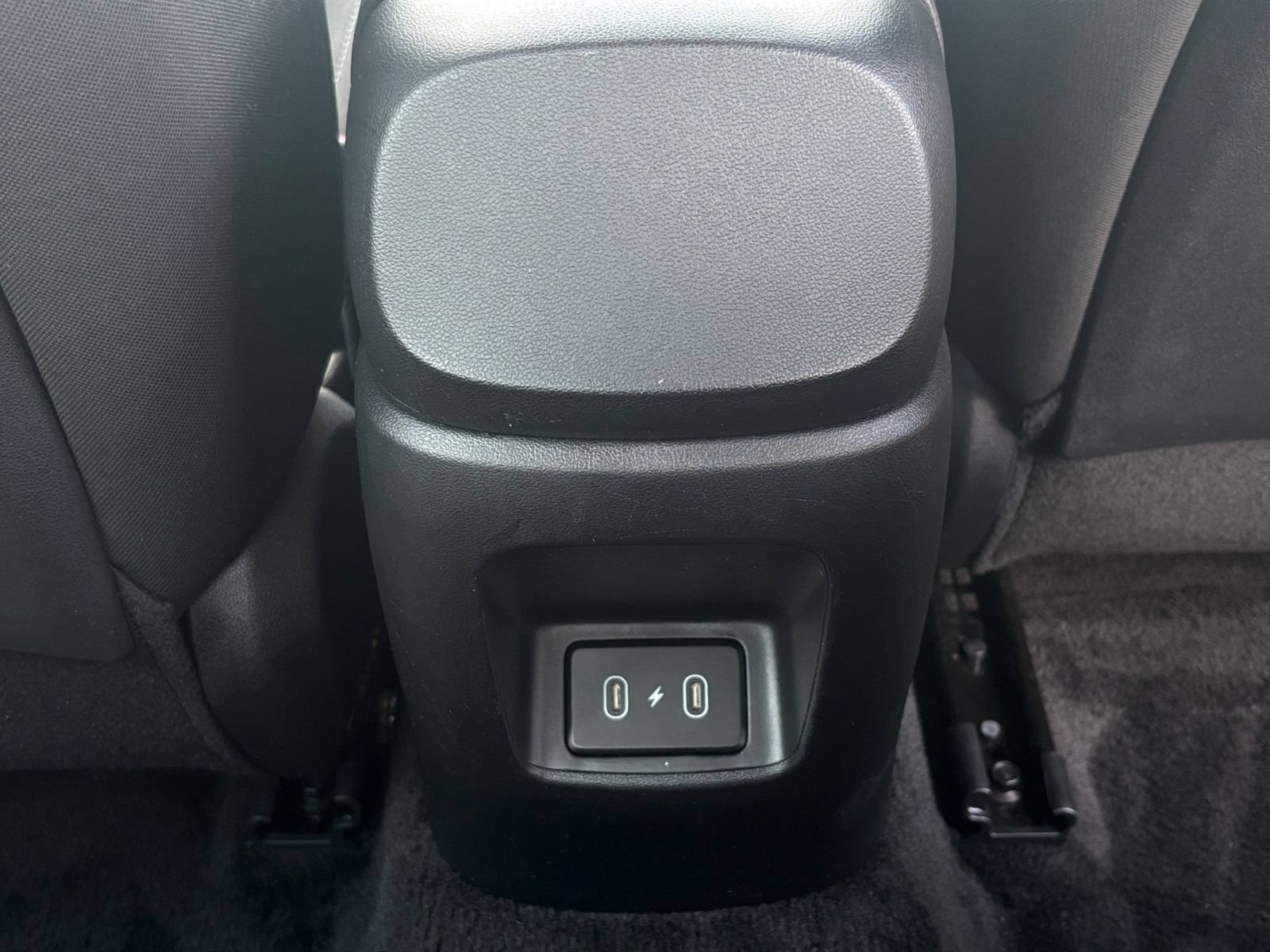 Used 2026 Hyundai Elantra Hybrid FWD image 21