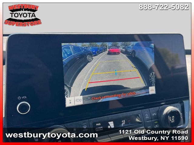 Certified 2024 Toyota Grand Highlander AWD image 30