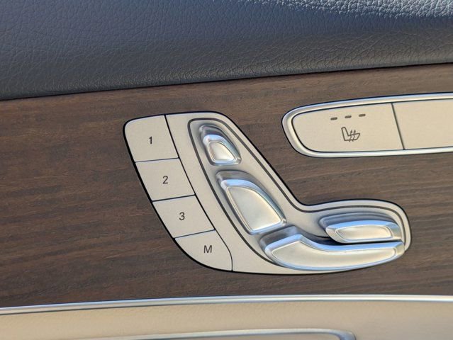 Used 2022 Mercedes-Benz GLC 300 4MATIC image 12