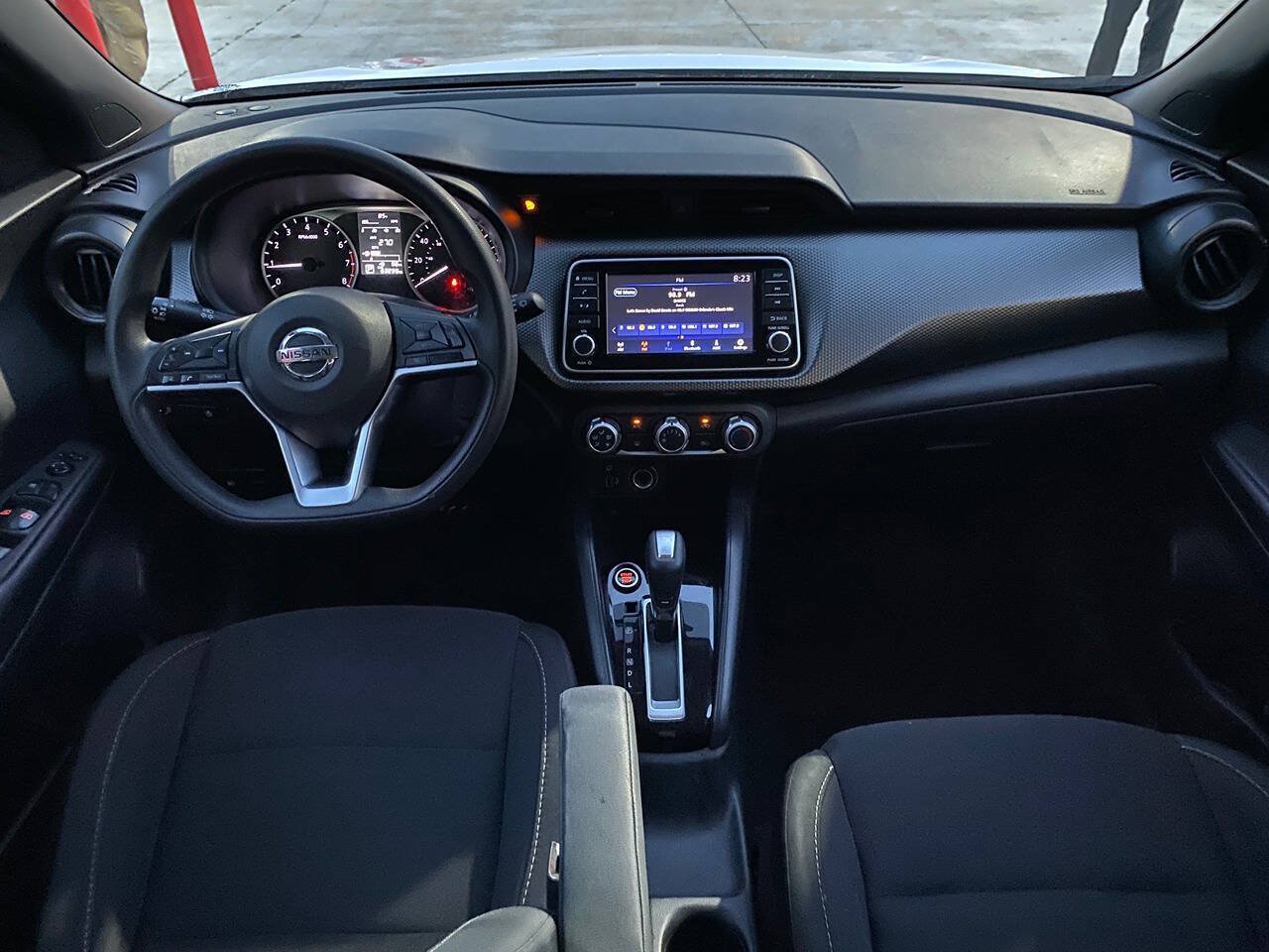 Used 2020 Nissan Kicks S FWD image 8