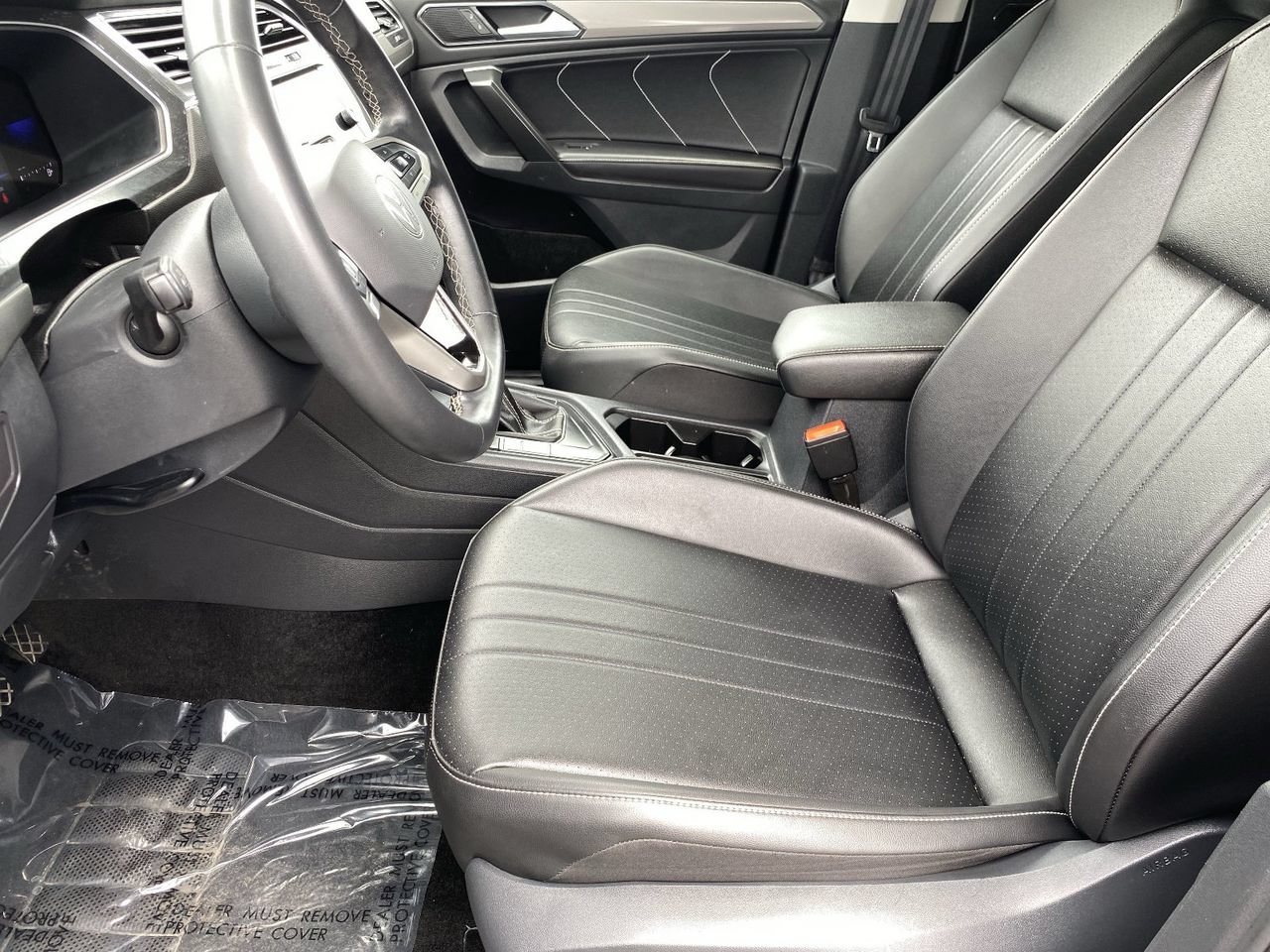 Used 2024 Volkswagen Tiguan SE FWD image 28