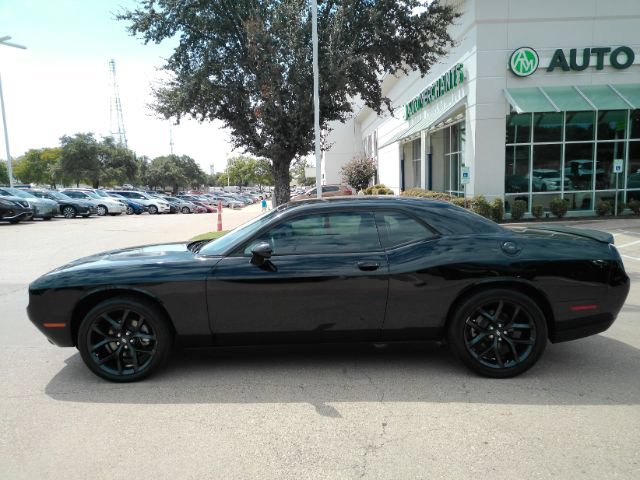 Used 2022 Dodge Challenger SXT w/ Blacktop Package RWD image 10