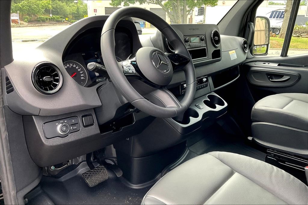 New 2025 Mercedes-Benz Sprinter 3500 image 5