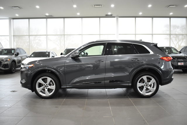 Used 2025 Audi Q5 Premium Plus w/ Premium Plus AWD/4WD image 8