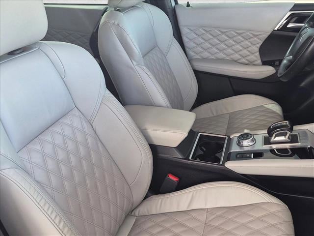 Used 2022 Mitsubishi Outlander SEL image 20