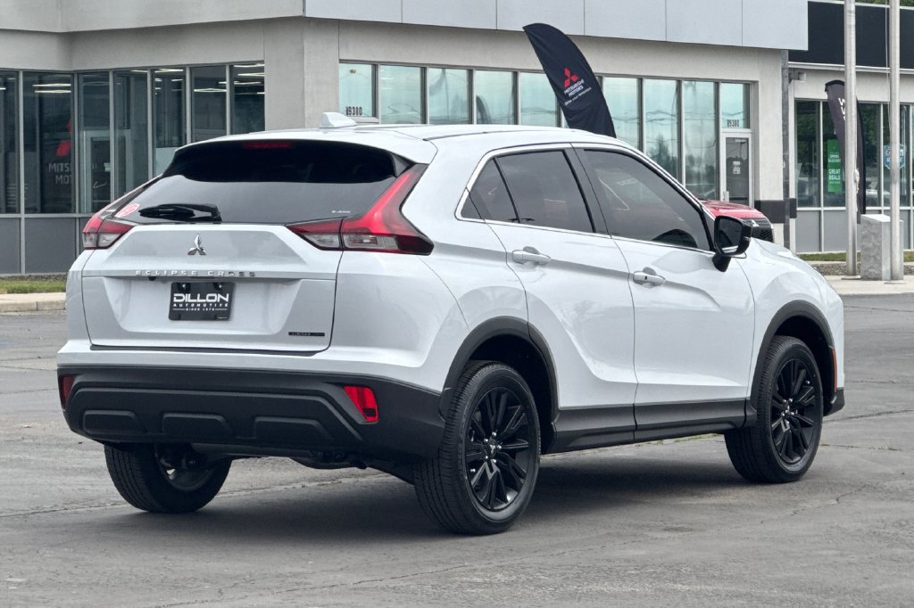 New 2026 Mitsubishi Eclipse Cross LE AWD/4WD image 7