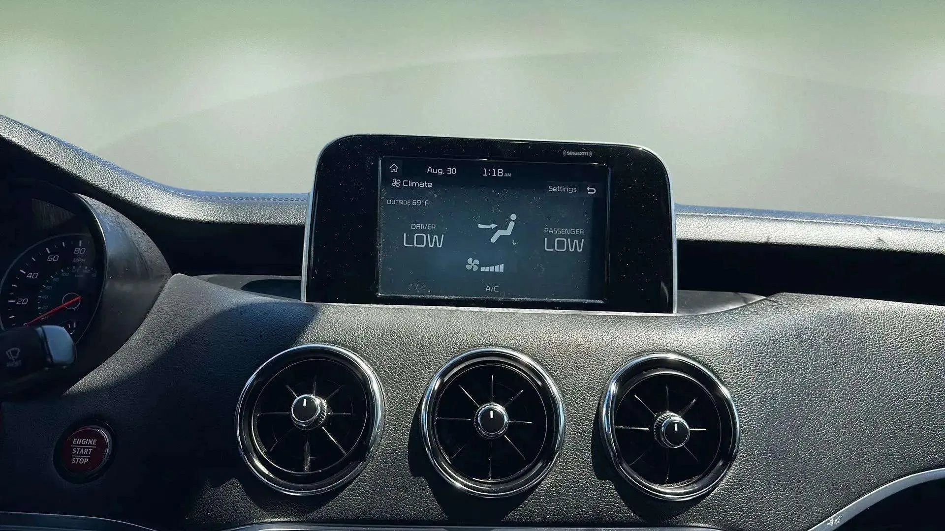 Used 2020 Kia Stinger GT-Line image 40