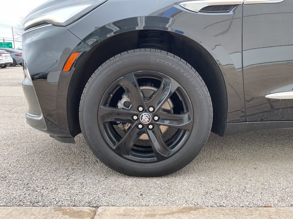 Used 2023 Buick Enclave Essence w/ Experience Buick Package image 18