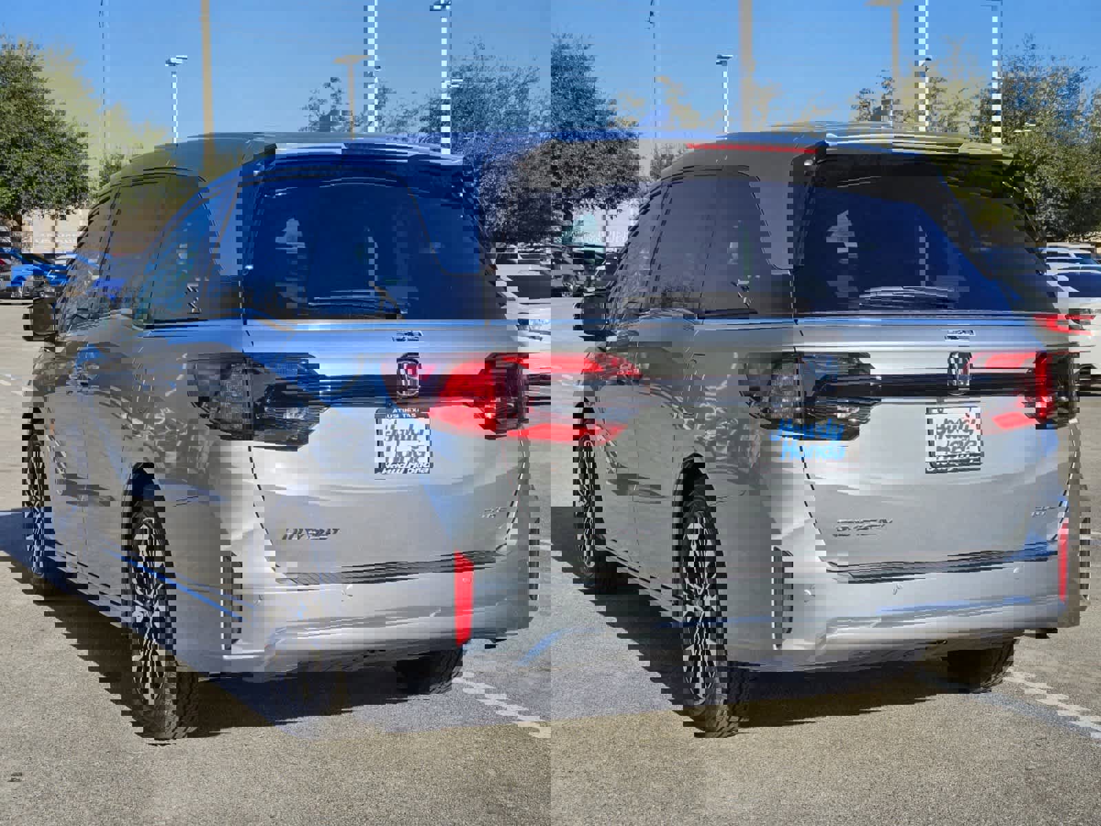New 2026 Honda Odyssey Elite image 6