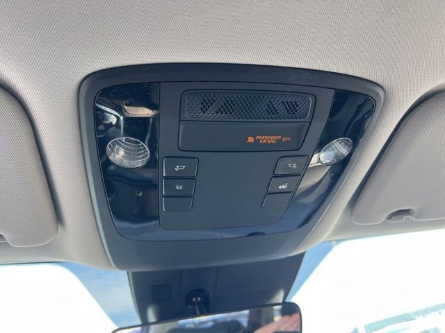 Certified 2024 Kia Carnival LX image 25