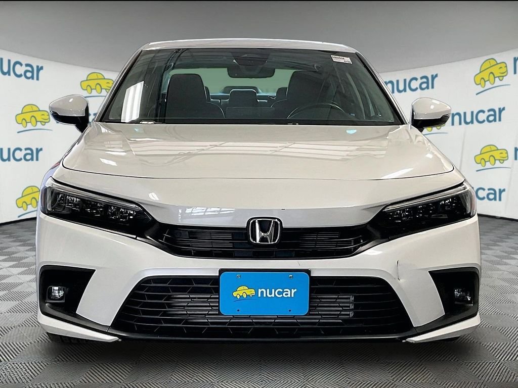 Used 2023 Honda Civic Touring image 2