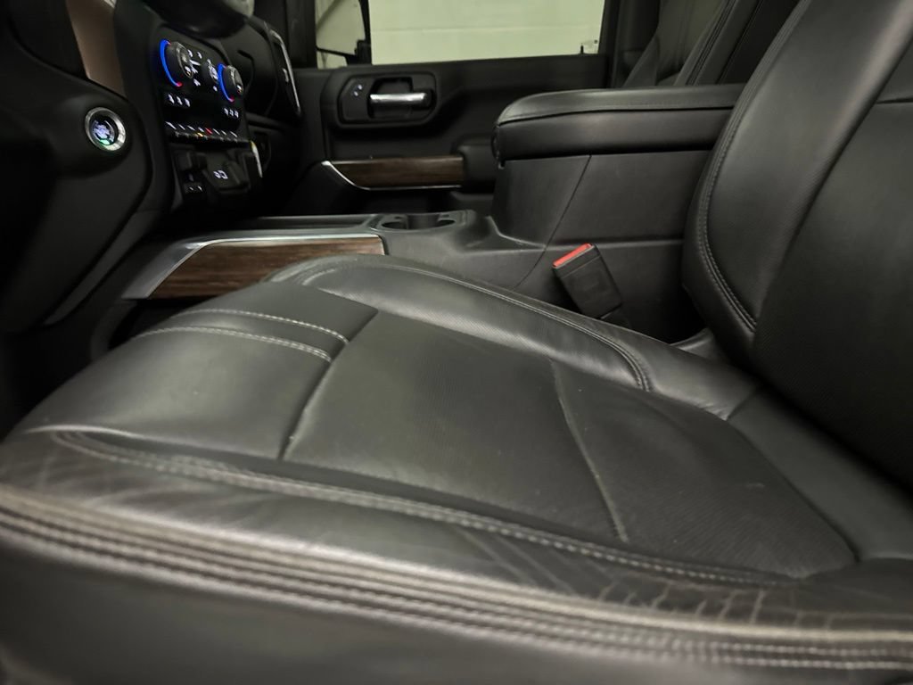 Used 2020 Chevrolet Silverado 3500 High Country w/ Z71 Off-Road Package AWD/4WD image 22