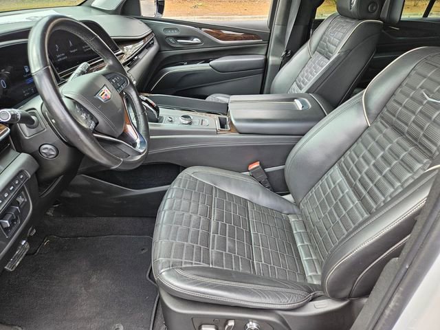 Certified 2023 Cadillac Escalade ESV Sport Platinum w/ LPO, ONYX Package AWD/4WD image 7