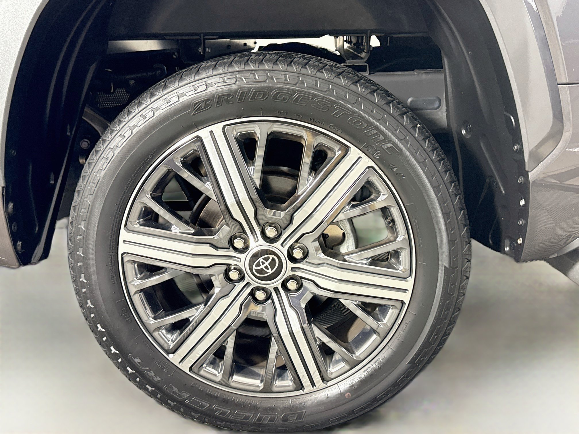 Used 2023 Toyota Tundra Capstone AWD/4WD image 32