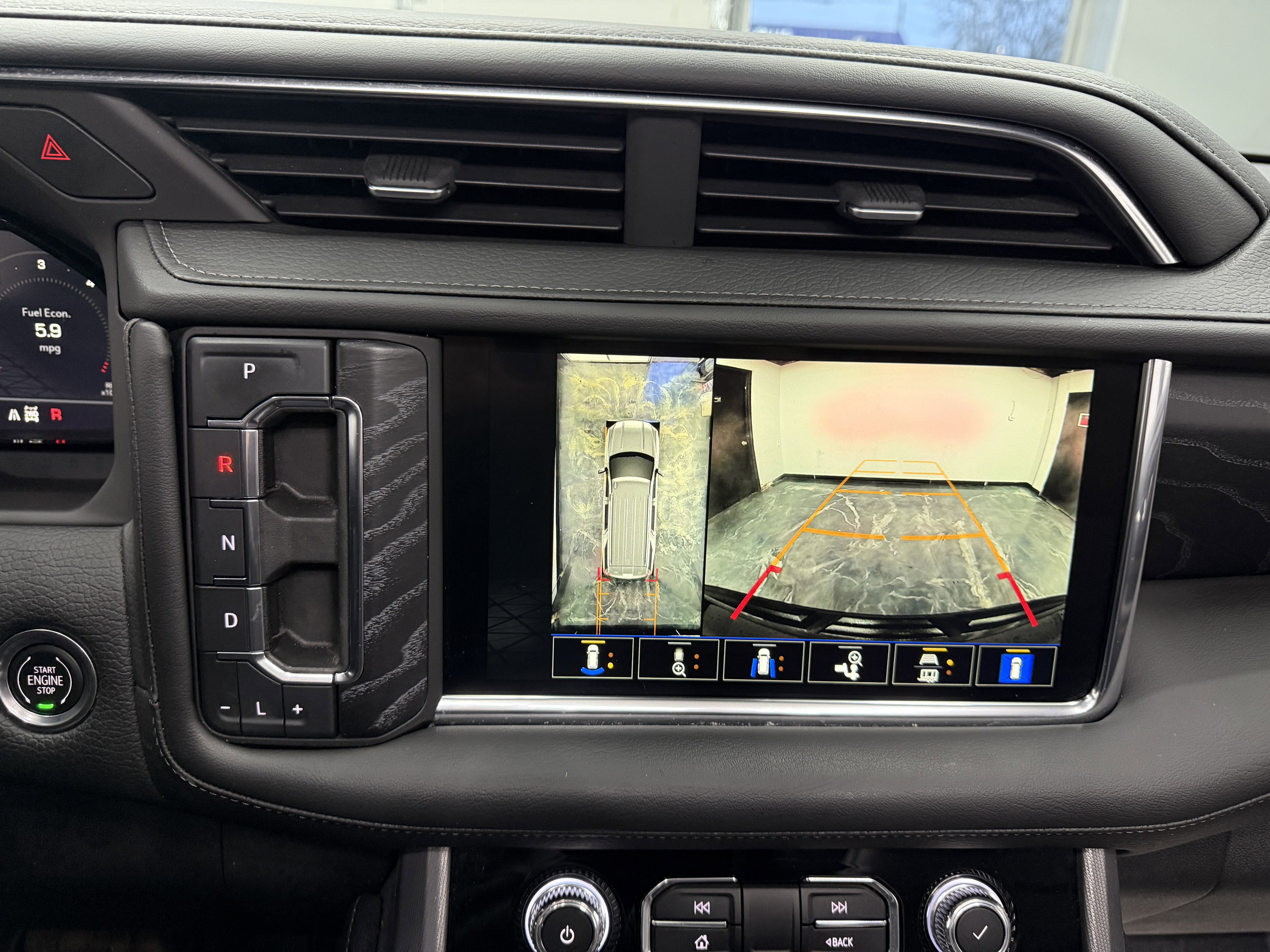 Used 2023 GMC Yukon Denali image 22