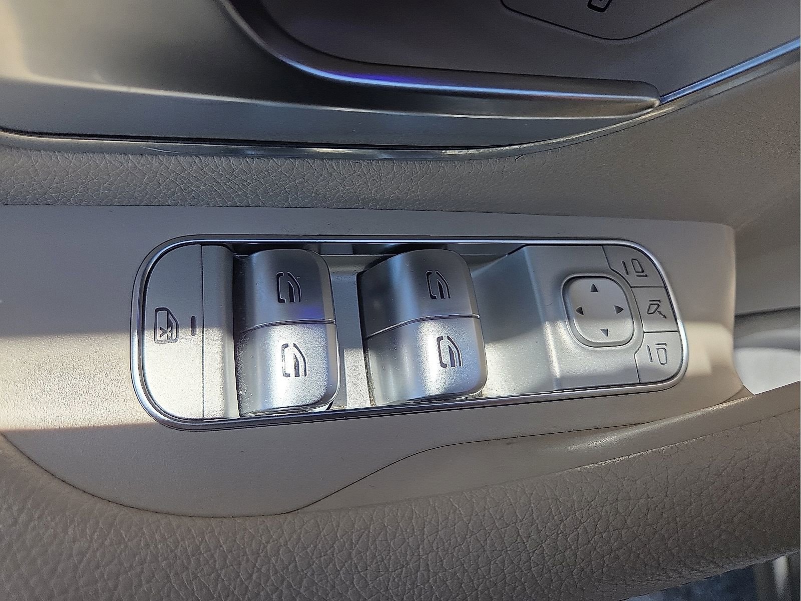 Used 2022 Mercedes-Benz GLE 450 4MATIC image 15