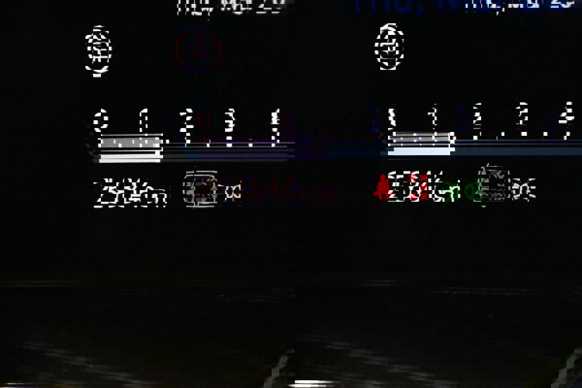 Used 2024 Cadillac Escalade Sport w/ Touring Package image 20