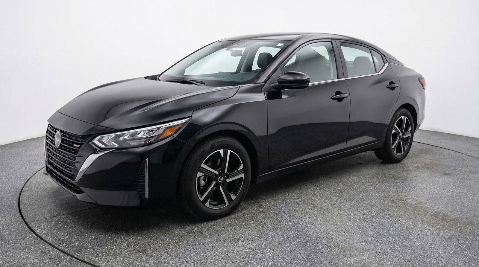 Used 2025 Nissan Sentra SV image 3