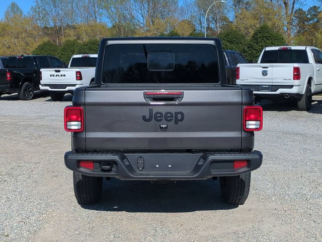 New 2026 Jeep Gladiator Sport AWD/4WD image 4
