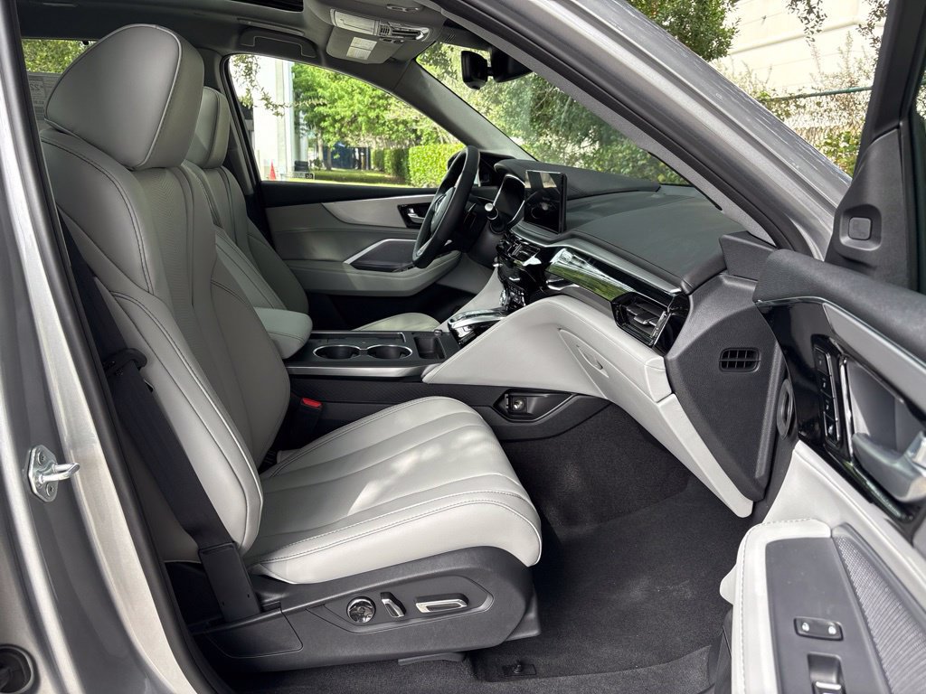 New 2026 Acura MDX w/ Technology Package FWD image 12