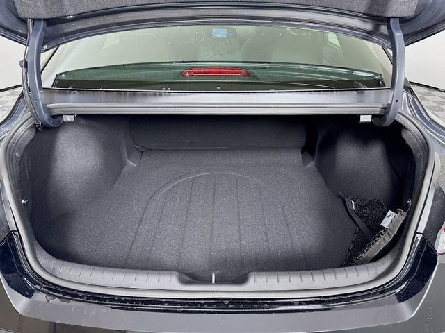 New 2025 Hyundai Elantra SEL image 37