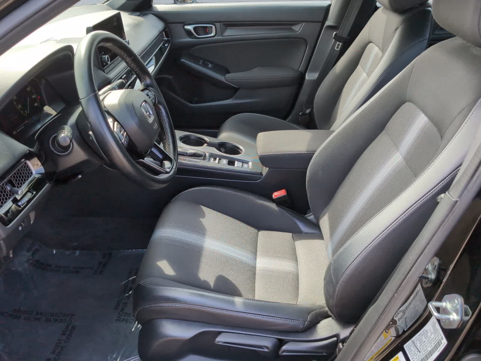 Used 2024 Honda Civic Sport image 6