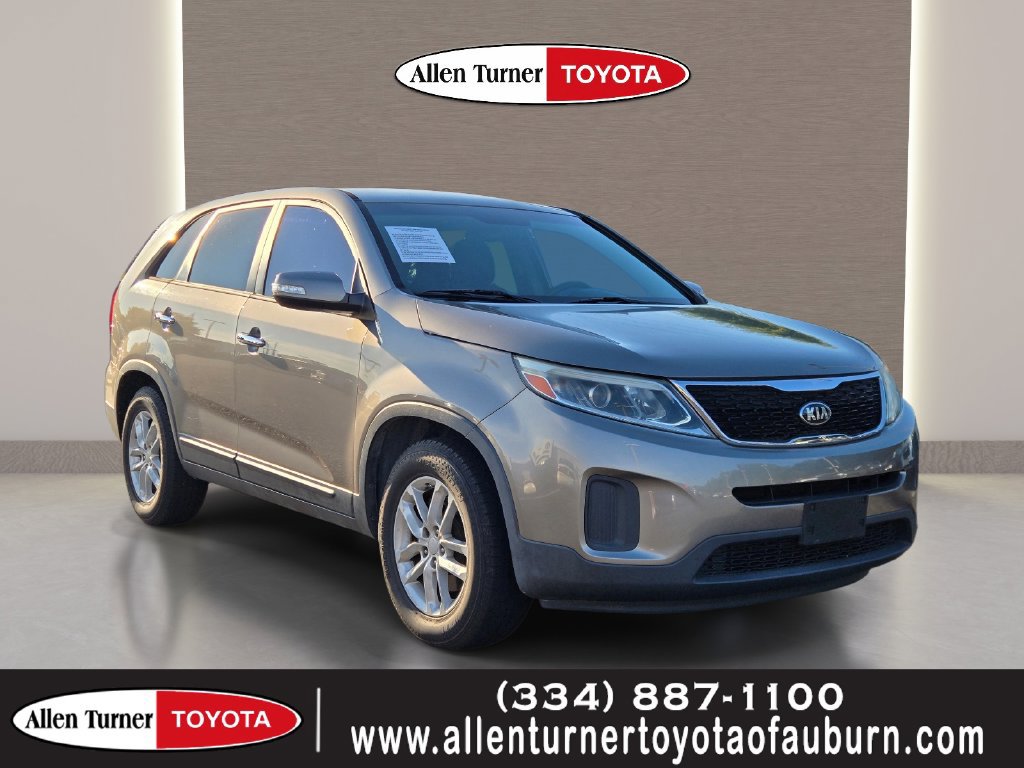 Used 2015 Kia Sorento LX FWD image 1