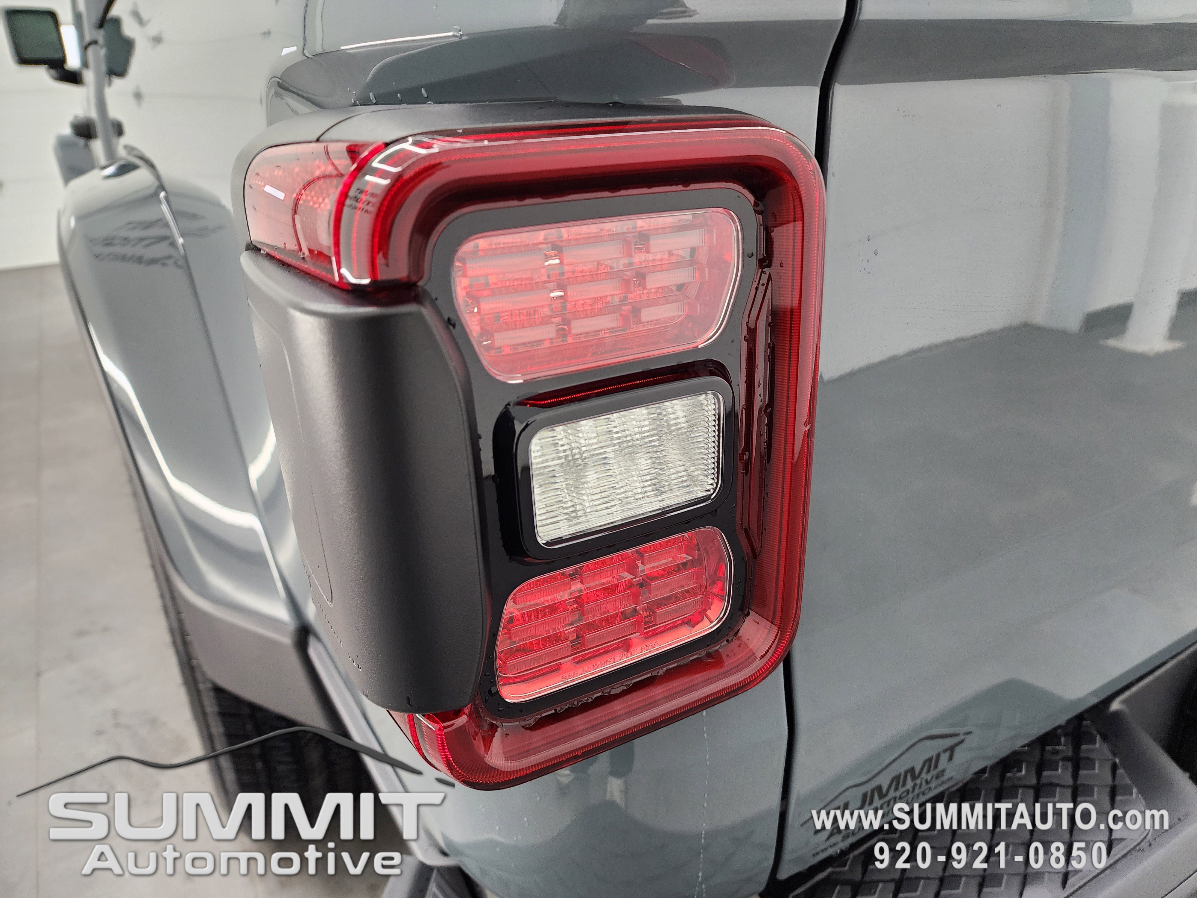 New 2026 Jeep Gladiator Sport image 28