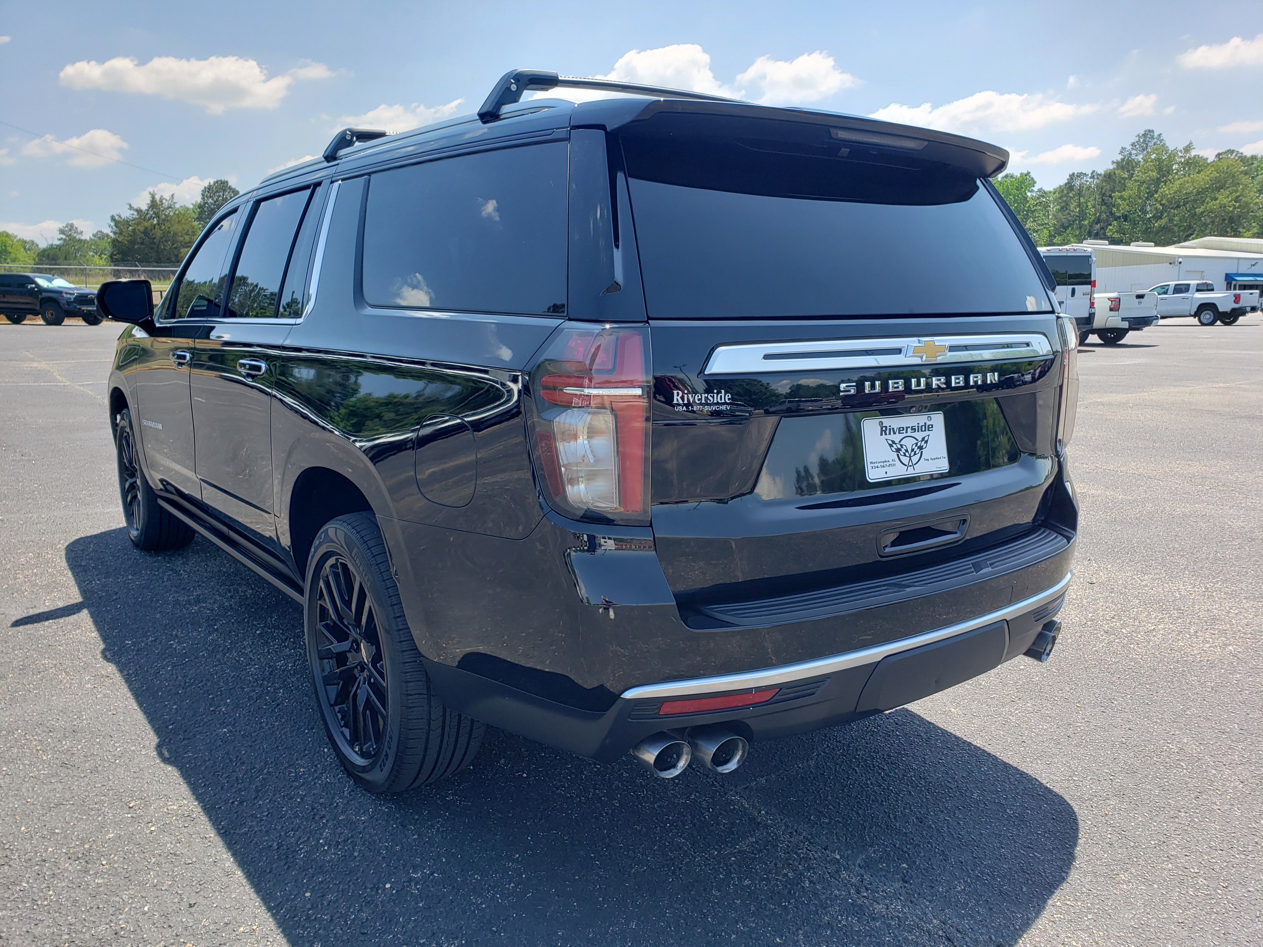 Used 2021 Chevrolet Suburban High Country image 4