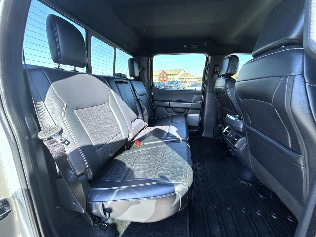 Used 2025 Ford F150 Lariat w/ Equipment Group 501A Mid AWD/4WD image 22