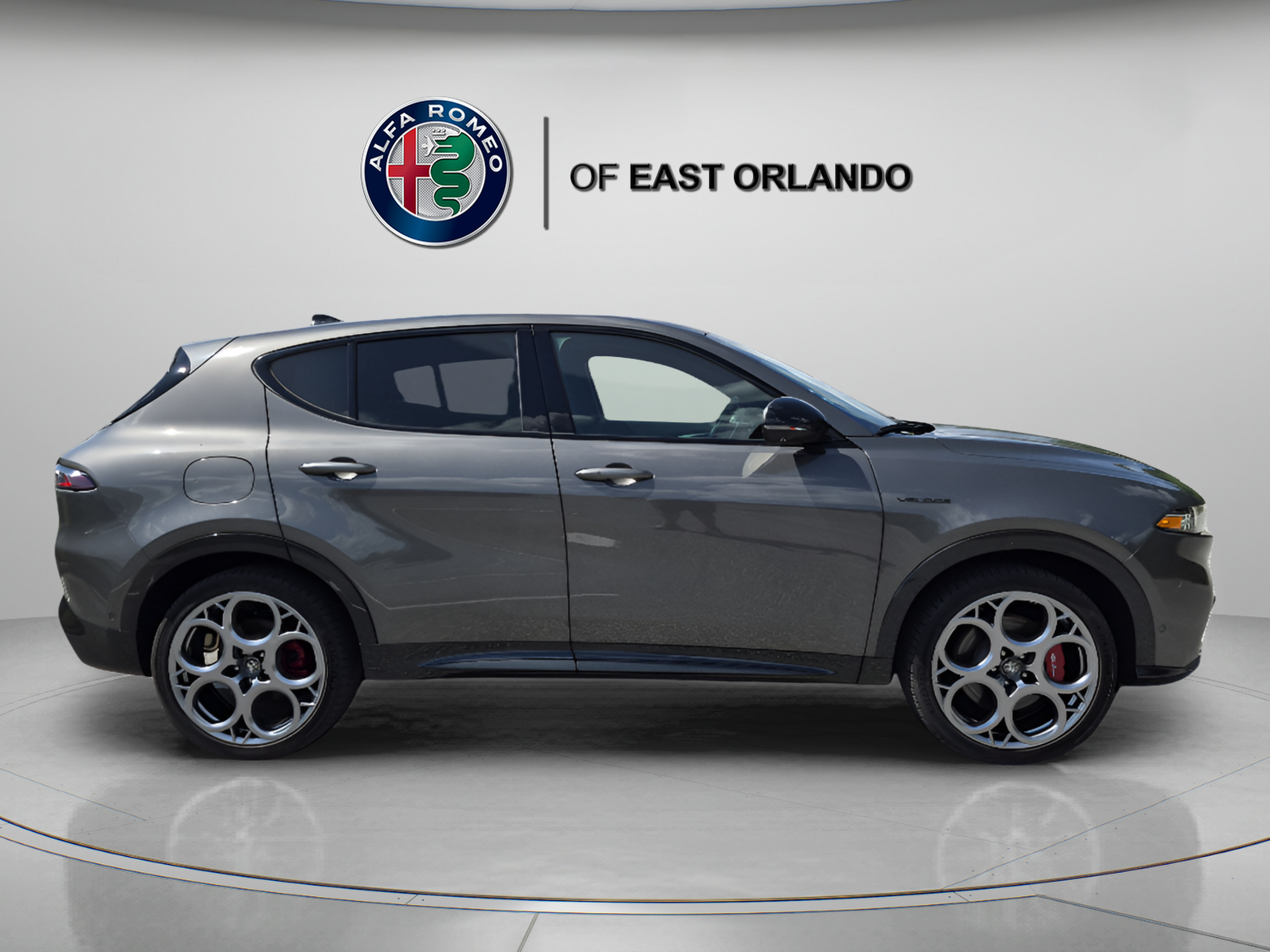 Used 2024 Alfa Romeo Tonale Veloce AWD/4WD image 8