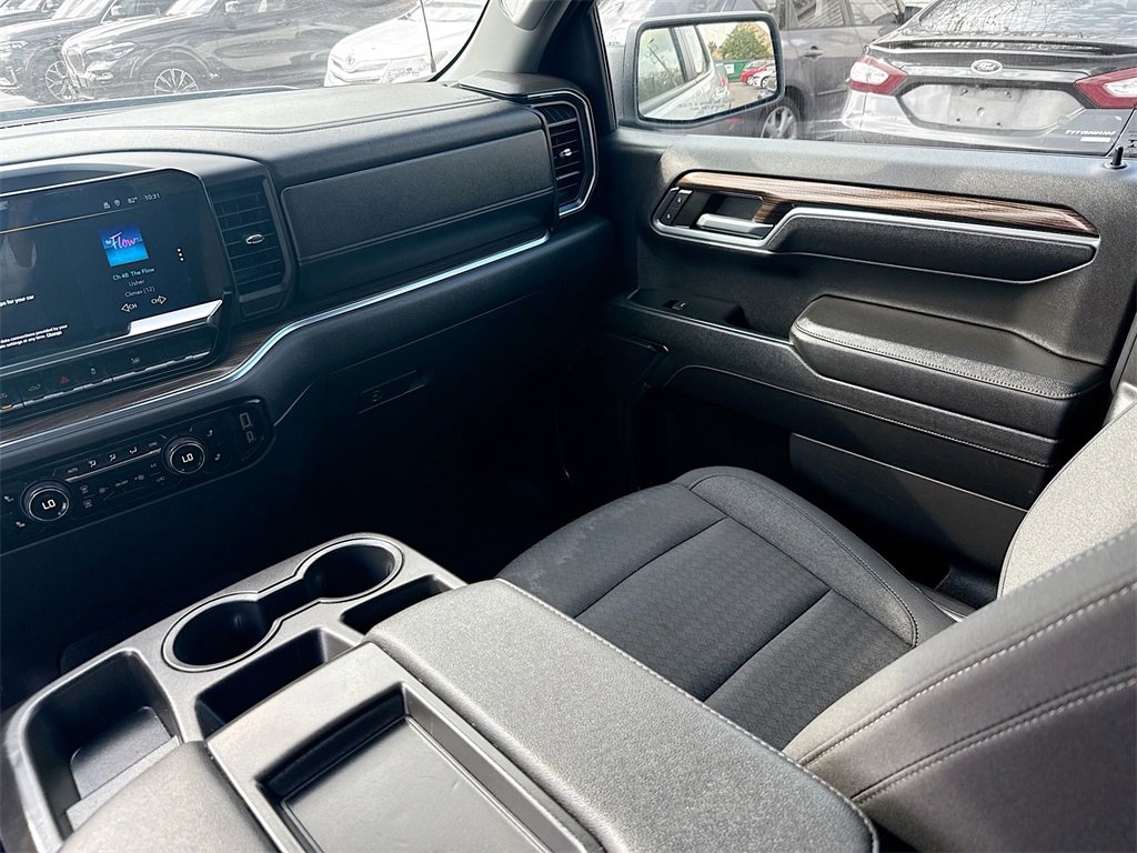 Used 2023 Chevrolet Silverado 1500 LT image 23