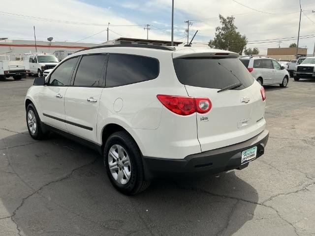 Used 2011 Chevrolet Traverse LS FWD image 4