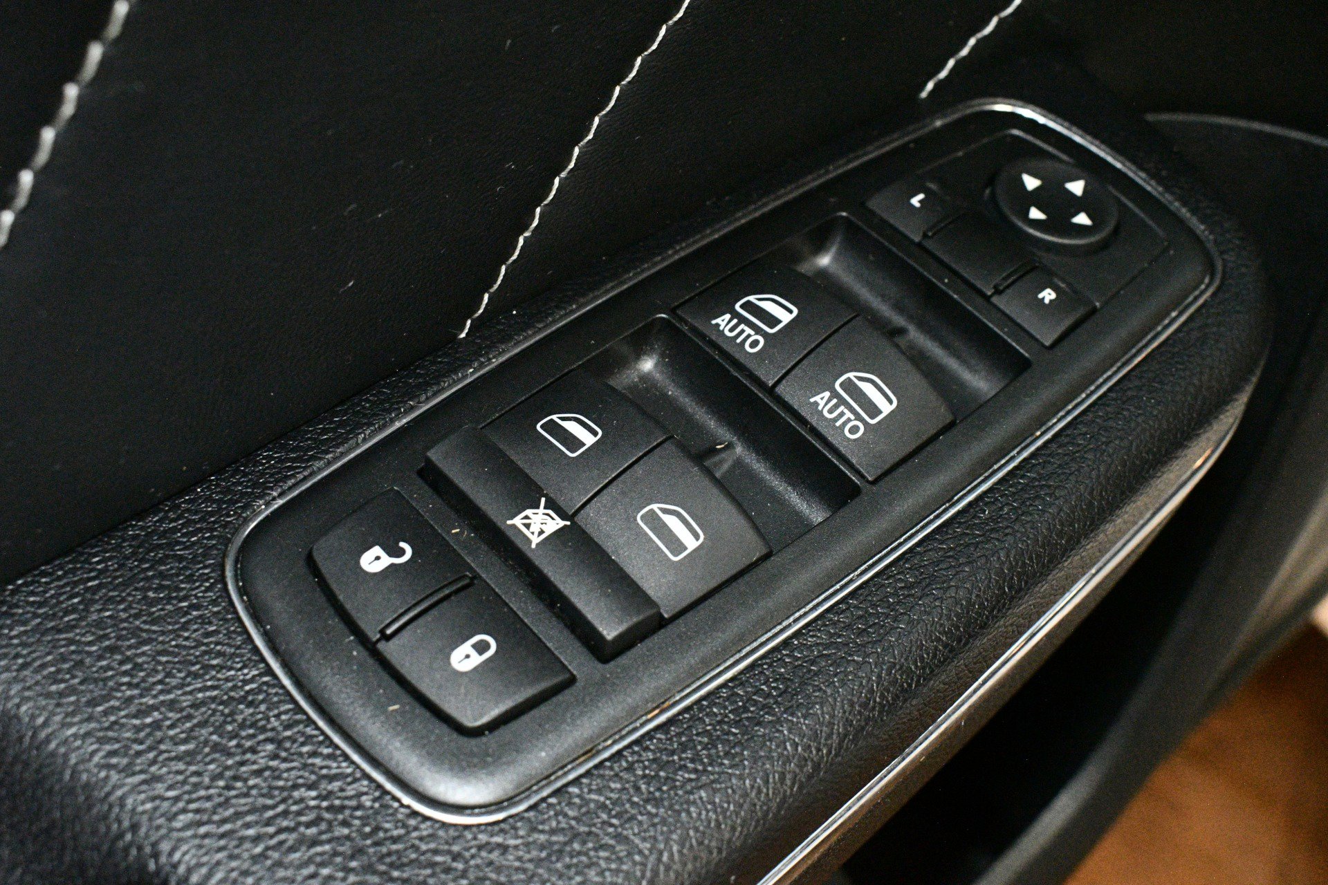 Used 2012 Dodge Charger R/T AWD/4WD image 40