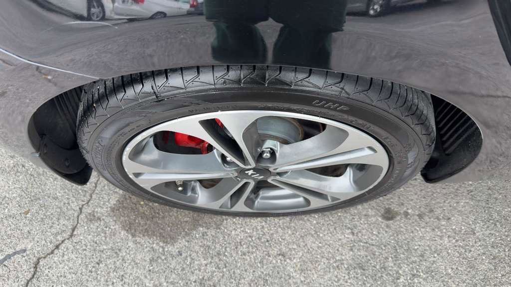 Used 2015 Kia Forte EX w/ UVO Package W/17" Alloys image 32