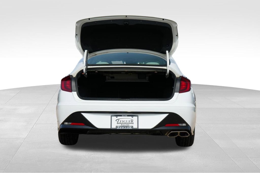 Certified 2023 Hyundai Sonata SEL w/ Preferred Accessory Package image 11