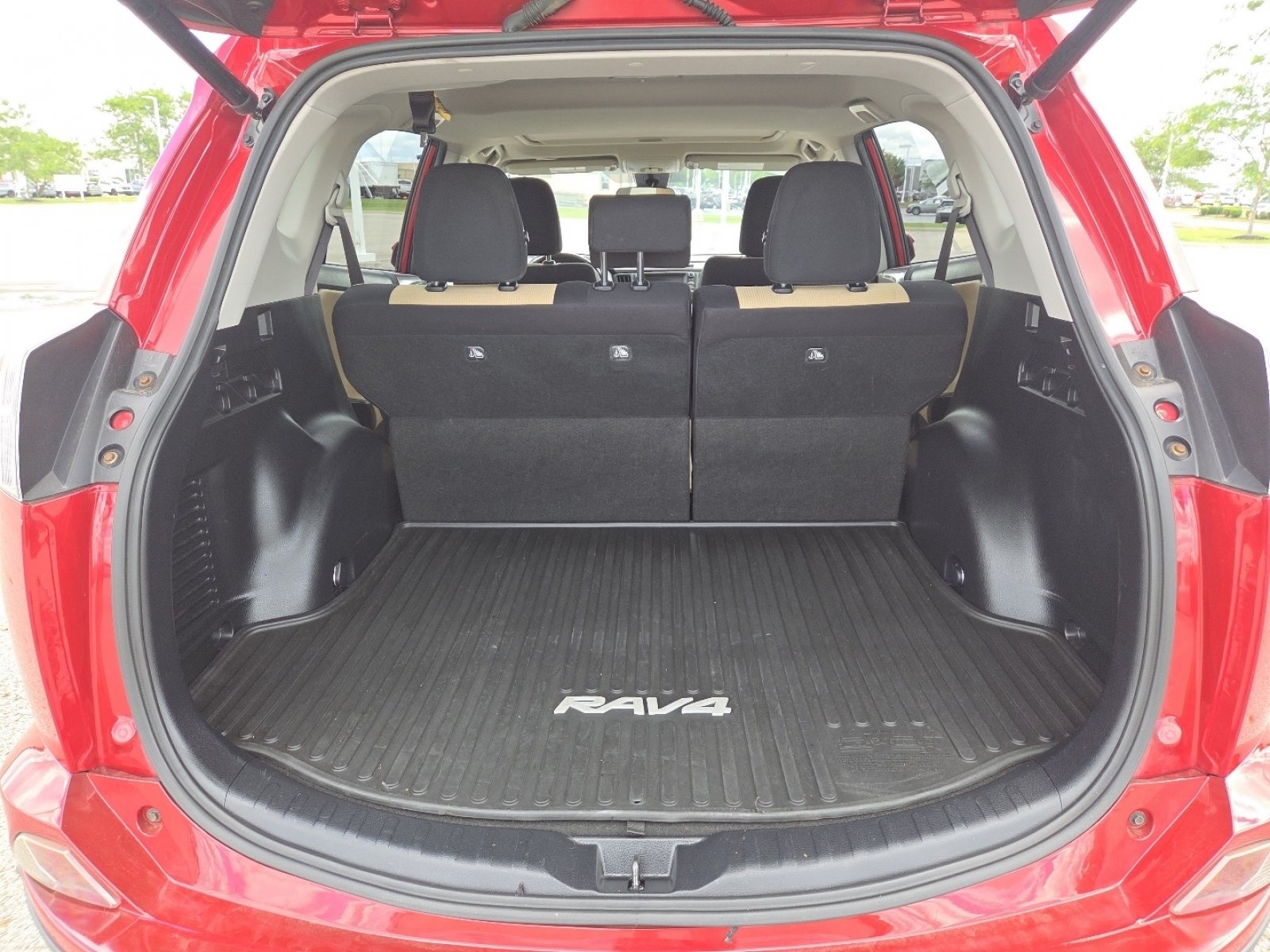 Used 2017 Toyota RAV4 XLE w/ All Weather Liner Package AWD/4WD image 22