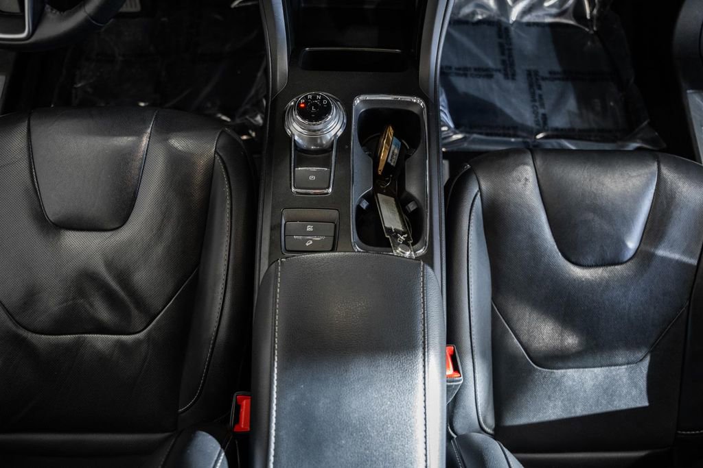 Used 2017 Ford Fusion Titanium image 25