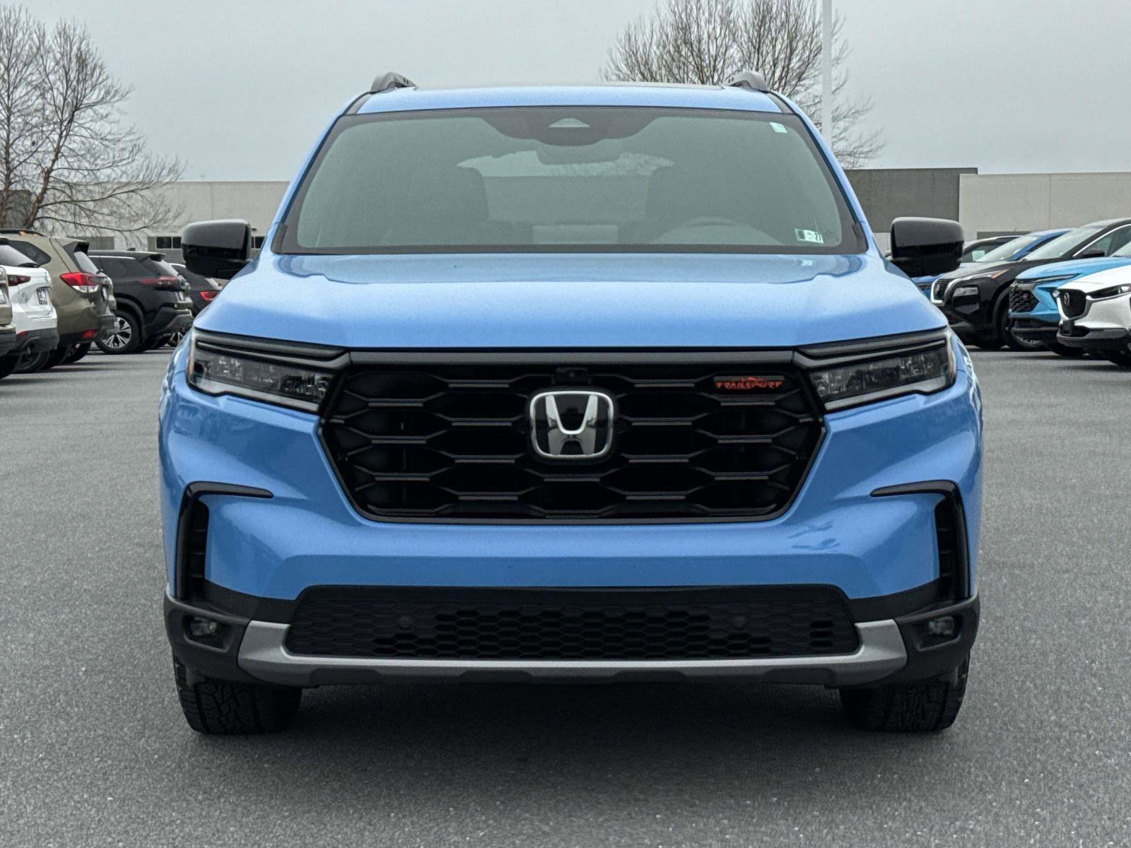 Used 2025 Honda Pilot TrailSport image 28