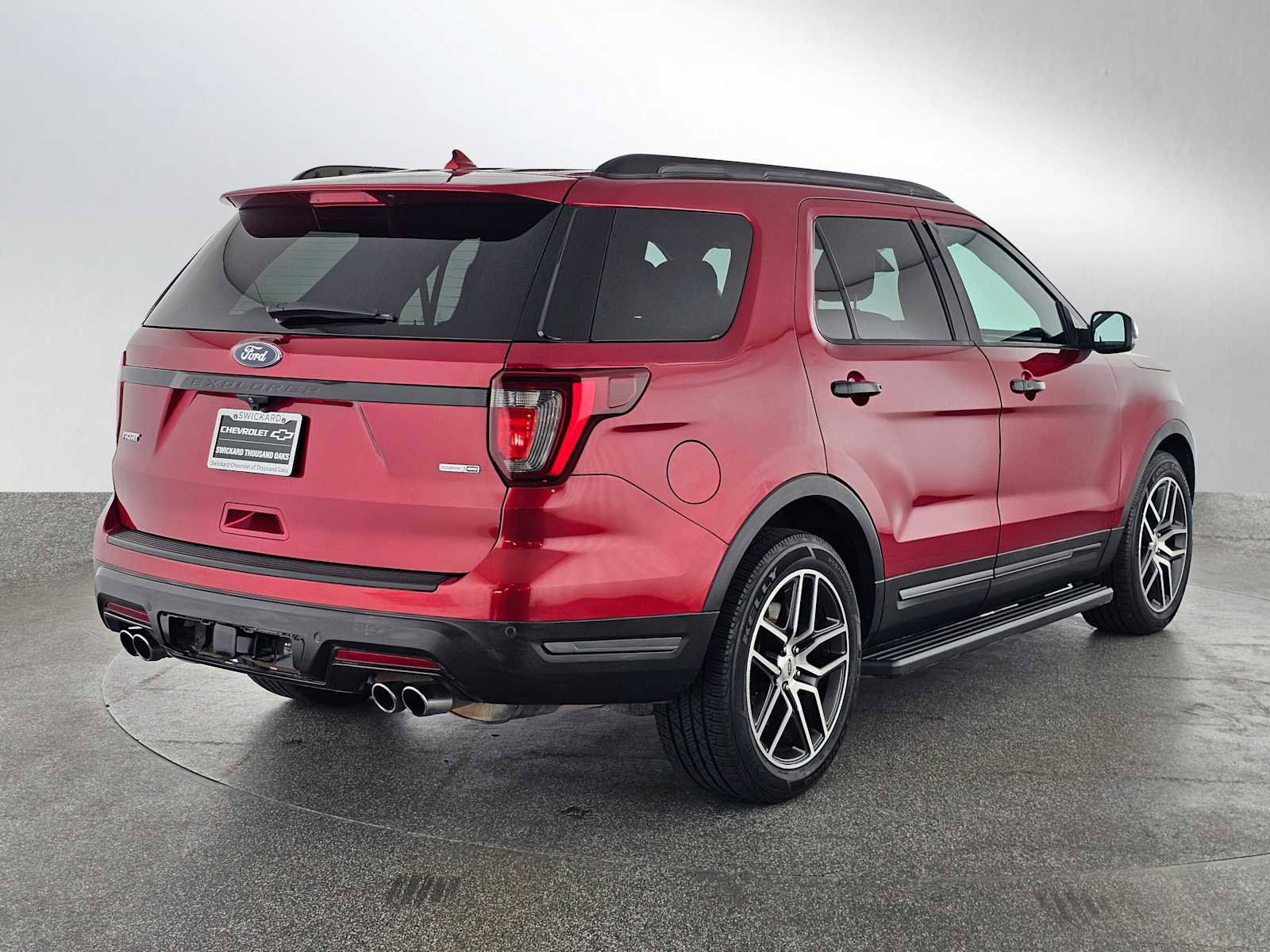 Used 2019 Ford Explorer Sport AWD/4WD image 3