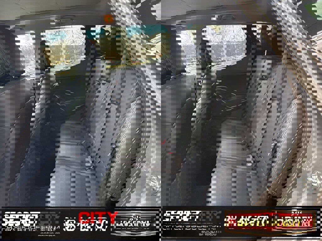 Used 2018 Hyundai Santa Fe Sport image 21