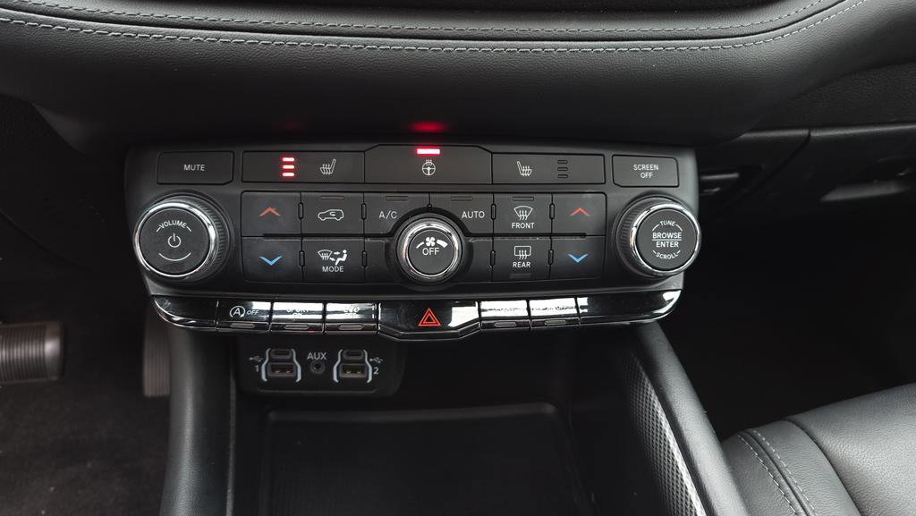 Used 2021 Dodge Durango GT image 29