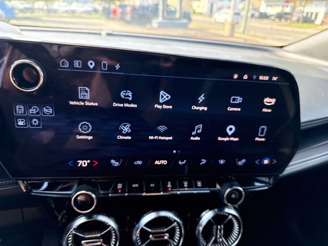 Used 2024 Chevrolet Blazer EV LT AWD/4WD image 24