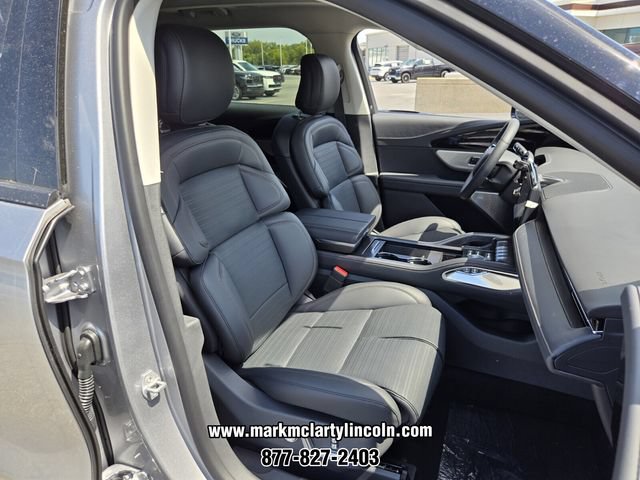 New 2026 Lincoln Nautilus Reserve AWD/4WD image 13