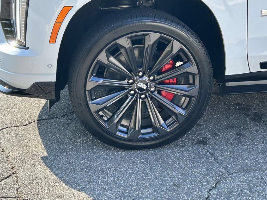 New 2026 Cadillac Escalade V AWD/4WD image 9